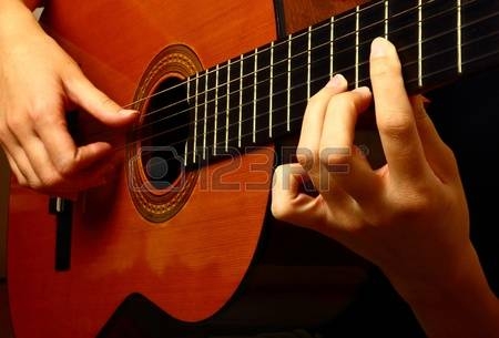 Tìm gia sư đàn Guitar tại nhà tại Biên Hòa