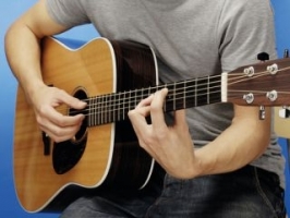Tìm gia sư dạy đàn Guitar tại nhà Vũng Tàu